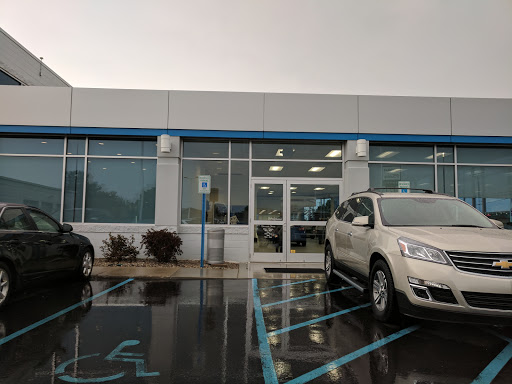 Chevrolet Dealer «Young Chevrolet Cadillac», reviews and photos, 1500 E Main St, Owosso, MI 48867, USA