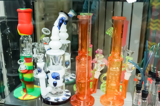 Tobacco Shop «Ace Tobacco Shop», reviews and photos, 2501 Lake Ave, Altadena, CA 91001, USA