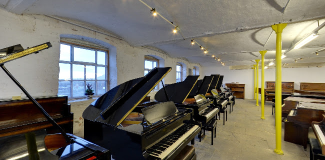 Comments and reviews of Besbrode Pianos Piano Showroom