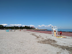 Sandy beach'in fotoğrafı - rahatlamayı sevenler arasında popüler bir yer