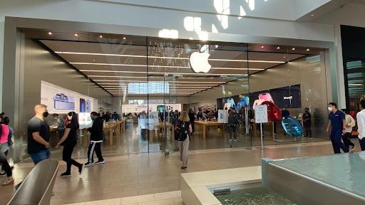 Computer Store «Apple Manhattan Village», reviews and photos, 3200 N Sepulveda Blvd, Manhattan Beach, CA 90266, USA