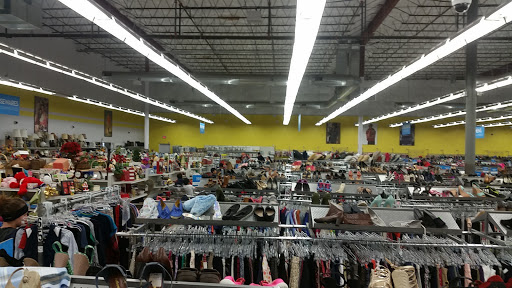 Thrift Store «Goodwill Central Texas - Oak Hill Store», reviews and photos