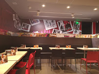 Atmosphère du Restaurant KFC PERIGUEUX TRELISSAC - n°15