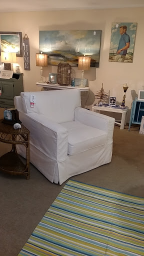 Consignment Shop «What A Find», reviews and photos, 154 Huttleston Ave, Fairhaven, MA 02719, USA