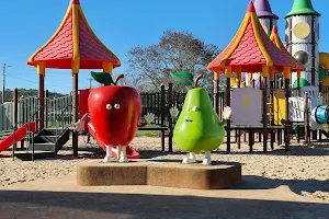 Apple Fun Park image