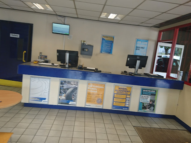 Comments and reviews of Kwik Fit - Bristol - Bath Road