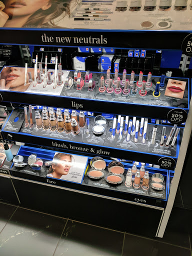 Cosmetics Store «SEPHORA», reviews and photos, 3200 N Sepulveda Blvd, Manhattan Beach, CA 90266, USA