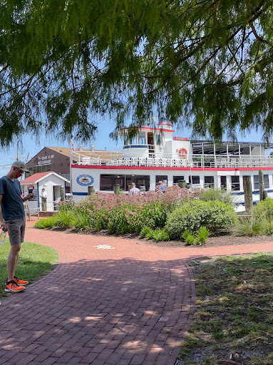 Boat Tour Agency «Patriot Cruises», reviews and photos, 213 N Talbot St, St Michaels, MD 21663, USA