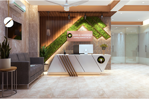 ROOTS & DENTISTREE Dental Clinic image