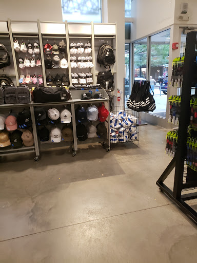adidas Outlet