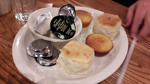 American Restaurant «Cracker Barrel Old Country Store», reviews and photos, 23030 Indian Creek Dr, Sterling, VA 20166, USA