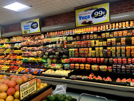 Grocery Store «Super Foodtown of Bedford Stuyvesant», reviews and photos, 1420 Fulton St, Brooklyn, NY 11216, USA