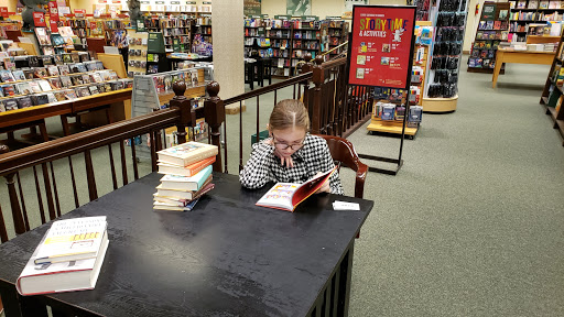 Book Store «Barnes & Noble», reviews and photos, 2900 Peachtree Rd NW #310, Atlanta, GA 30305, USA