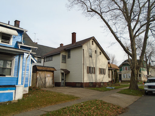 Roofing Contractor «Reader Roofing Heating and Cooling», reviews and photos, 676 E 152nd St, Cleveland, OH 44110, USA