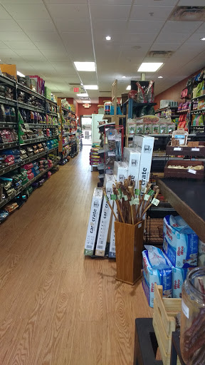 Pet Supply Store «Munchies Natural Pet Foods», reviews and photos, 1722 Bruce B Downs Blvd, Wesley Chapel, FL 33543, USA