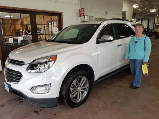 Used Car Dealer «Tom Sparks Auto», reviews and photos, 216 S 1st St, DeKalb, IL 60115, USA