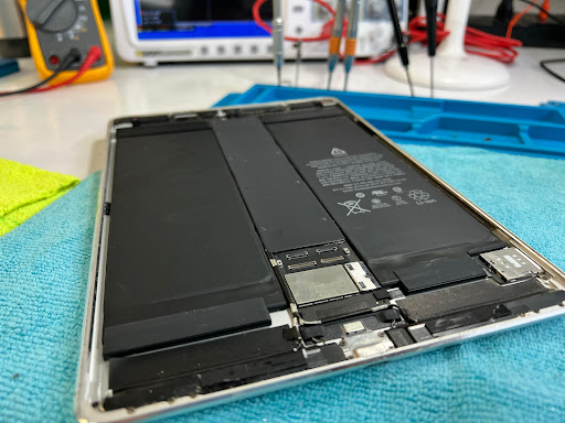 Electronics Repair Shop «Cell Phones Universe», reviews and photos, 1325 SW 107th Ave Ste b, Miami, FL 33174, USA