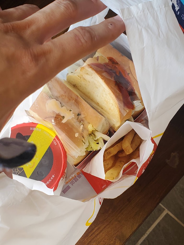 Q Burger 永康中華二店 的照片