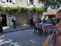 Atmosphère du Restaurant français Auberge Beauville à Espédaillac - n°10