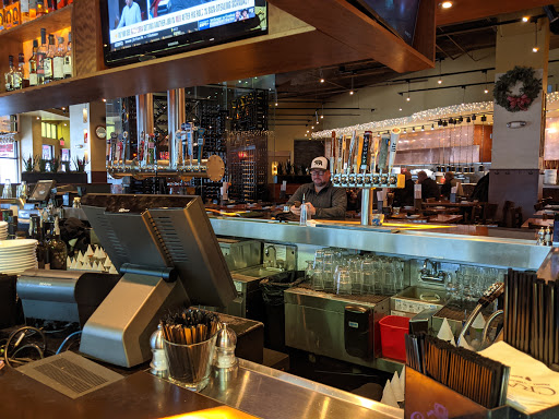 Shopping Mall «The Shops at West End», reviews and photos, 1621 West End Blvd, St Louis Park, MN 55416, USA