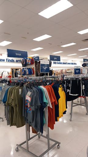 Department Store «Marshalls», reviews and photos, 351 N Frontage Rd, New London, CT 06320, USA