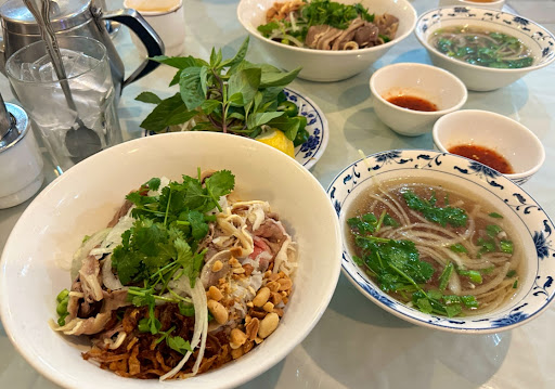 Ph Tn Ha Vietnamese & Chinese Cuisine image