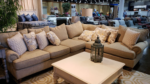 Furniture Store «Jeff Lynch Appliance & TV Ctr», reviews and photos, 17 Roper Mountain Road, Greenville, SC 29607, USA