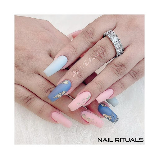 Nail Rituals - Best Nail Art & Eyelash Extension Salon/ Studio in Rajouri Garden, Delhi