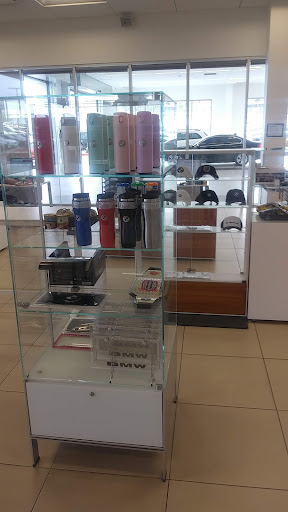 BMW Dealer «BMW of Henderson», reviews and photos, 261 Auto Mall Dr, Henderson, NV 89014, USA