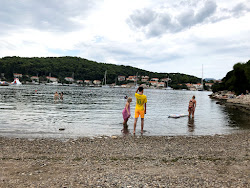 Punta Kriza beach'in fotoğrafı imkanlar alanı
