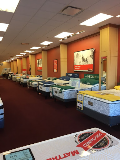 Mattress Store «Mattress Firm East Wareham», reviews and photos, 2991 Cranberry Hwy l, East Wareham, MA 02538, USA