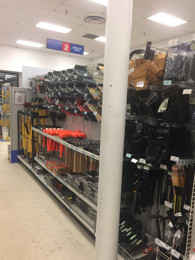 Hardware Store «Harbor Freight Tools», reviews and photos, 3333 W Henrietta Rd #400, Rochester, NY 14623, USA