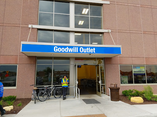 Thrift Store «Goodwill Brooklyn Park Outlet», reviews and photos