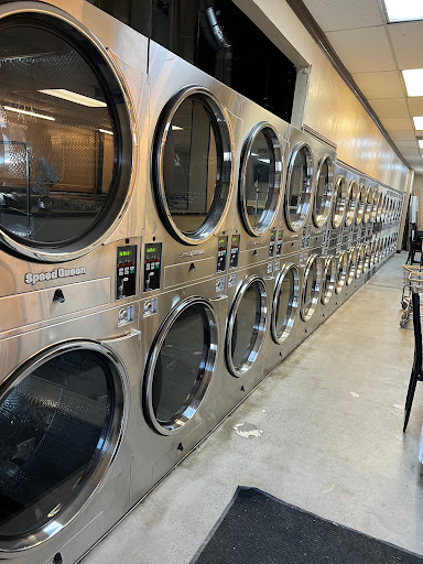 Laundry Service «Thornton Plaza Cleaners and Laundromat», reviews and photos, 9303 Thornton Rd e, Stockton, CA 95209, USA