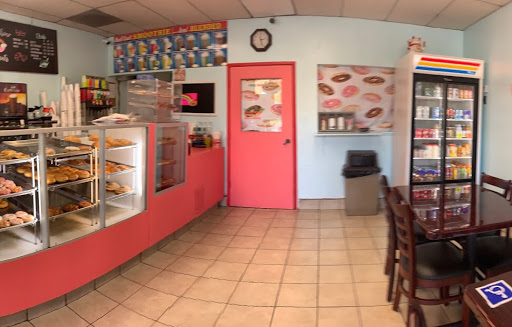 Donut Shop «Rainbow Donuts», reviews and photos, 1271 S Diamond Bar Blvd, Diamond Bar, CA 91765, USA