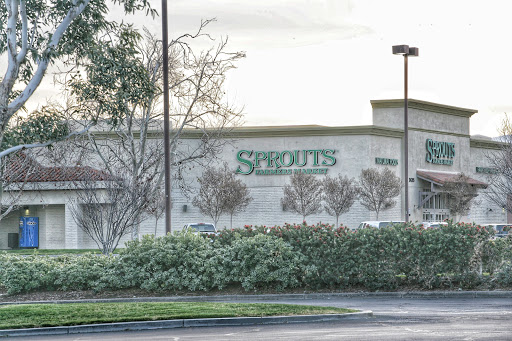 Health Food Store «Sprouts Farmers Market», reviews and photos, 24285 Magic Mountain Pkwy, Valencia, CA 91355, USA