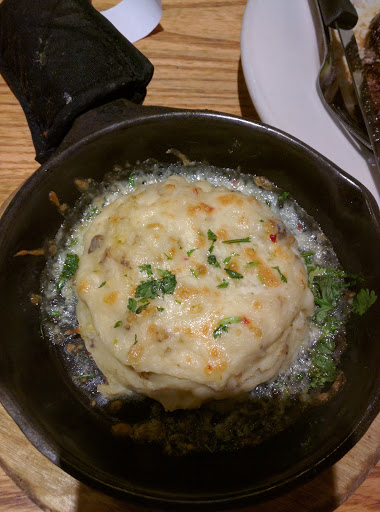 Chilis Grill & Bar image