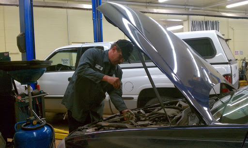 Auto Repair Shop «K & M Auto Repair & Performance», reviews and photos, 3 W Rollins Rd, Round Lake Beach, IL 60073, USA