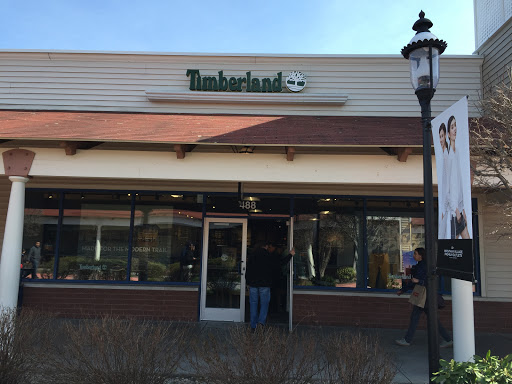 Shoe Store «Timberland Factory Store», reviews and photos, 1 Outlet Blvd #488, Wrentham, MA 02093, USA