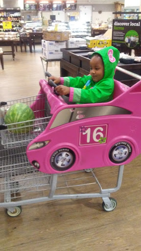 Grocery Store «Kroger», reviews and photos, 26130 Gratiot Ave, Roseville, MI 48066, USA