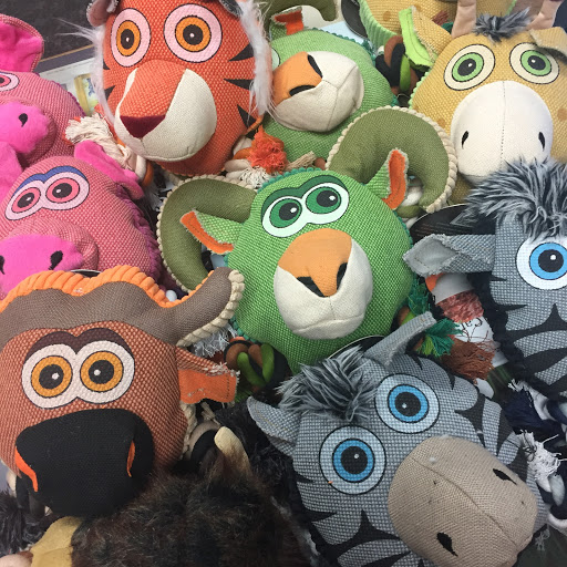 Pet Supply Store «theDogWorks/cats2», reviews and photos, 195 Thurman Ave, Columbus, OH 43206, USA