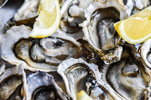 Photo n°12 de La Cabane Du Bourg - Bar à huîtres à Biscarrosse ()