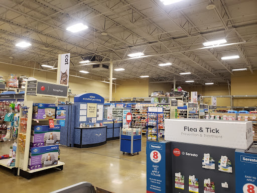 Pet Supply Store «PetSmart», reviews and photos, 2861 Veterans Memorial Pkwy, St Charles, MO 63303, USA