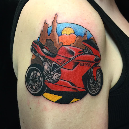 Tattoo Shop «Lucky Drive Tattoo Parlour», reviews and photos, 2228 4th St, San Rafael, CA 94901, USA