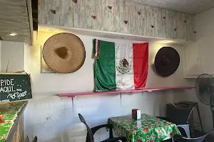 MEXICOU image