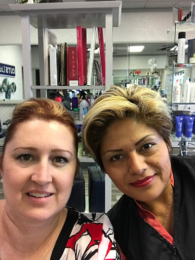 Beauty Salon «Cuts Ltd Beauty Salon», reviews and photos, 207 W Main St, League City, TX 77573, USA