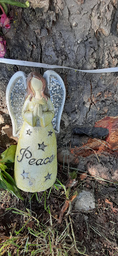 Florist «Rayola Florist», reviews and photos, 919 N State Rd, Davison, MI 48423, USA