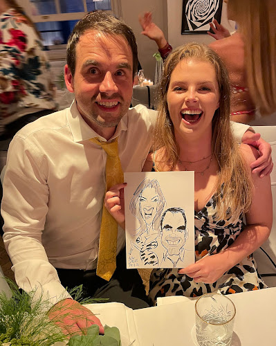 Reviews of Corporate, Wedding & Party Entertainment Hire ~ London Caricaturist in London - Event Planner