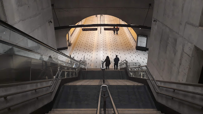 Opiniones de Estación Parque Almagro Linea 3 en Maipú - Servicio de transporte