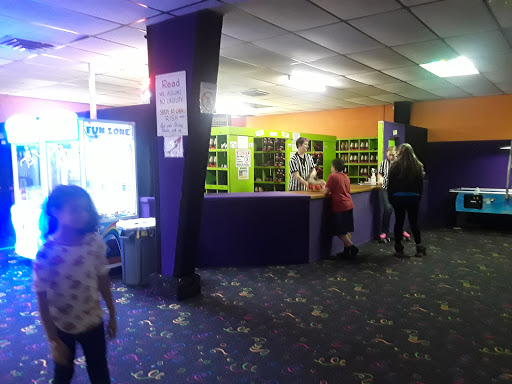 Roller Skating Rink «Magic Wheels Skating Center», reviews and photos, 1671 Fort Campbell Blvd, Clarksville, TN 37042, USA